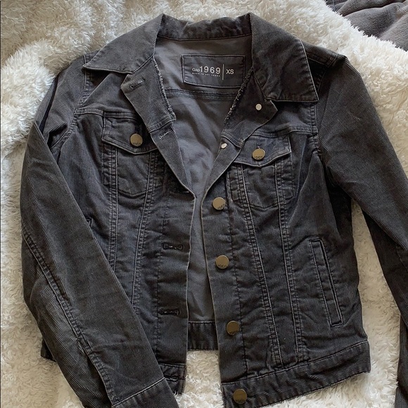 The Gap corduroy jacket - Picture 1 of 3